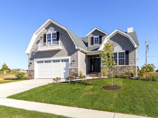 Muirfield Court Model Home